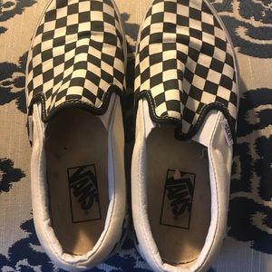 Vans women’s size 8, men’s size 6.5